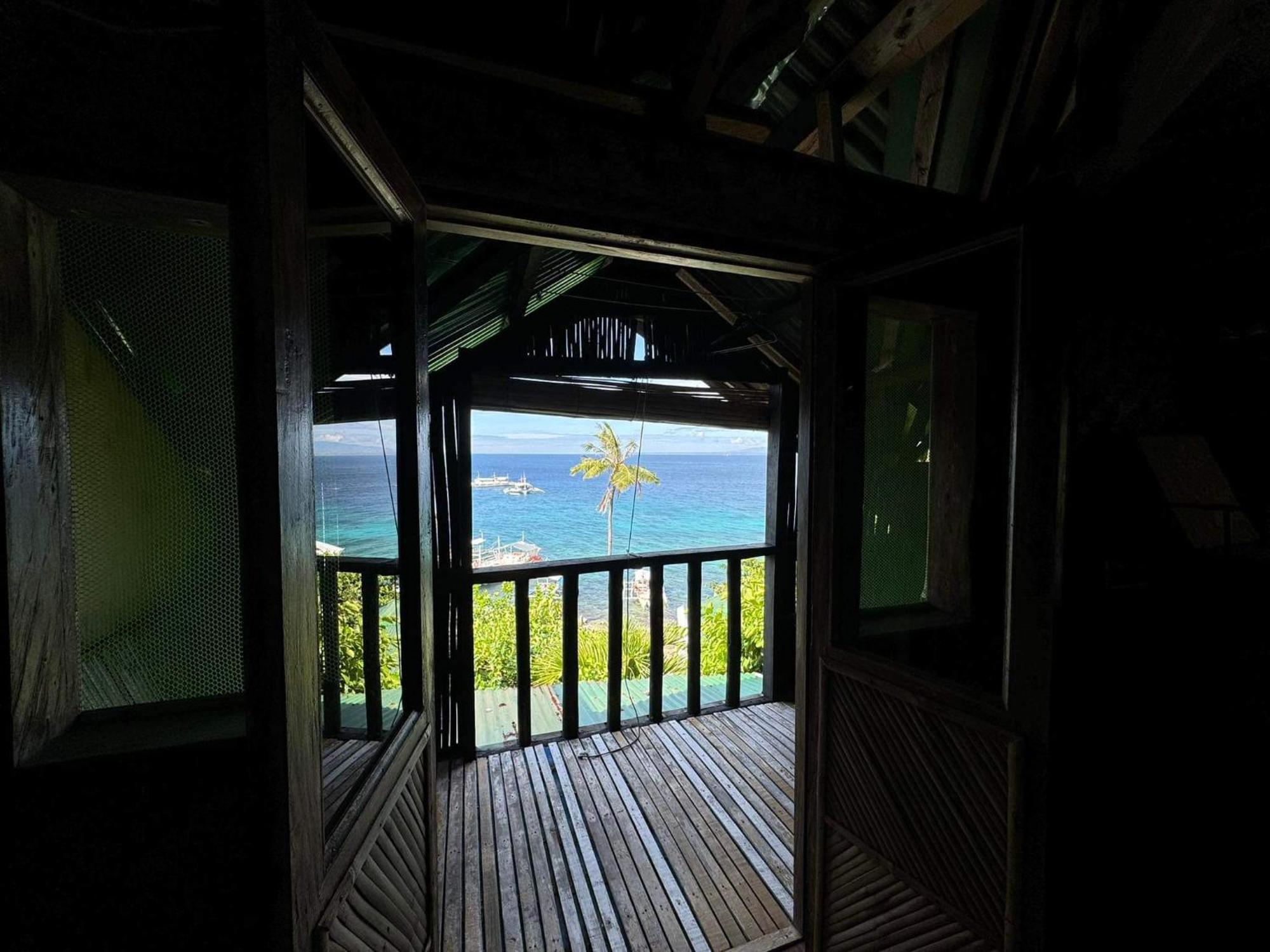 Liberty'S Lodge And Diving - Apo Island Dumaguete City Exterior foto