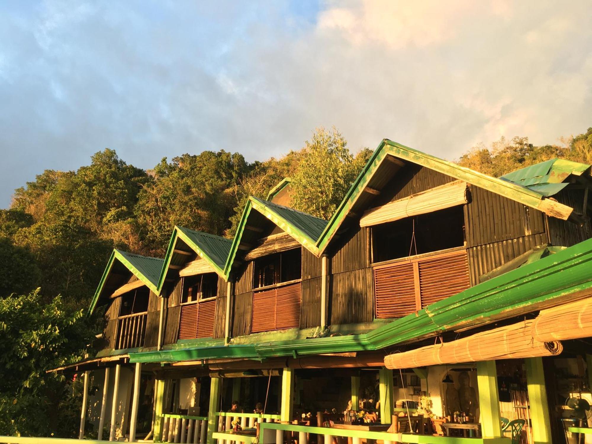 Liberty'S Lodge And Diving - Apo Island Dumaguete City Exterior foto