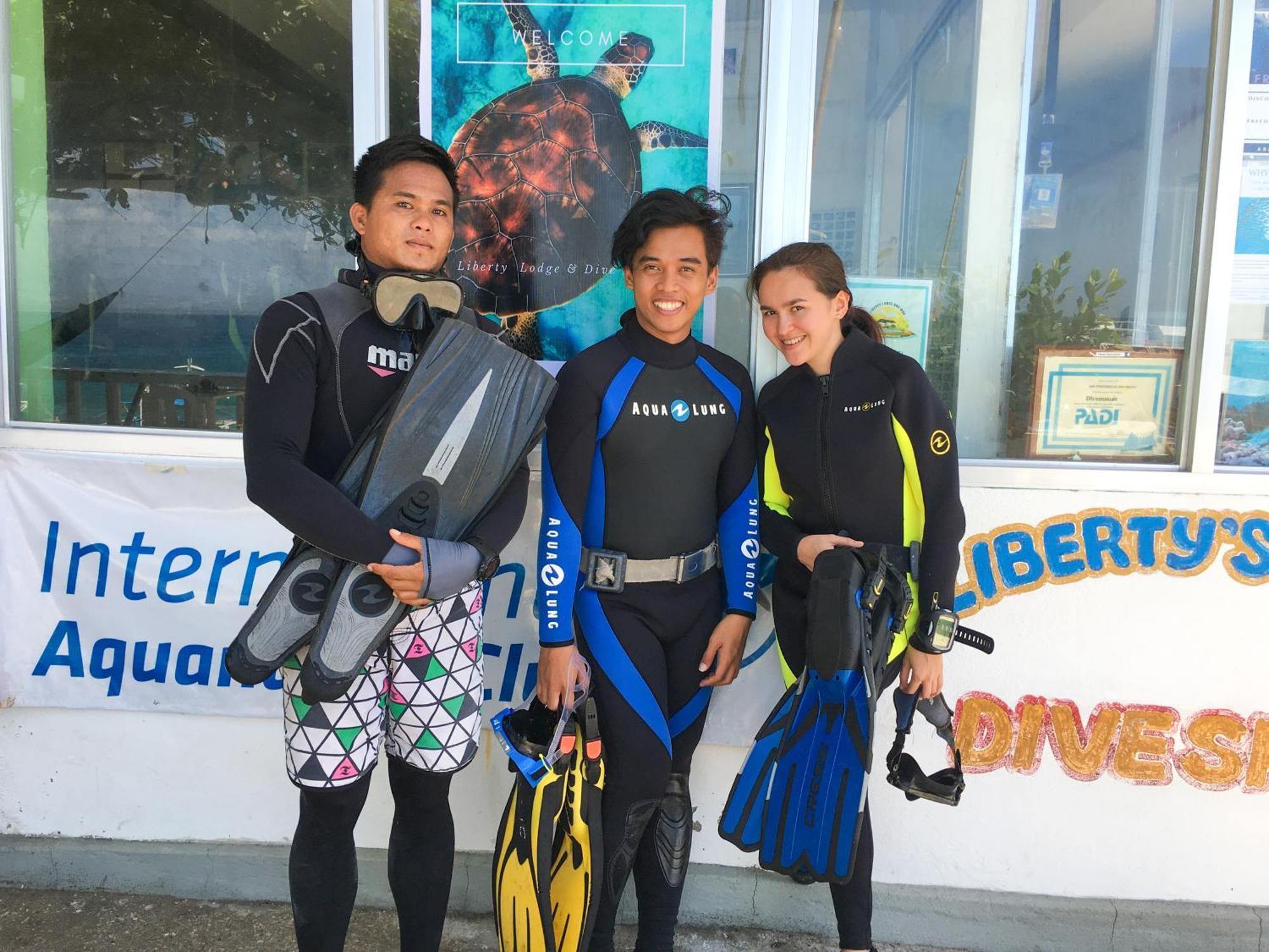 Liberty'S Lodge And Diving - Apo Island Dumaguete City Exterior foto